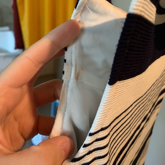 Off-shoulders dress/mid length - Picture 3 of 3